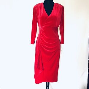 Women's Harper Rose Red Velvet Long Sleeve V-Neck Wrap Dress Size 6 BNWT